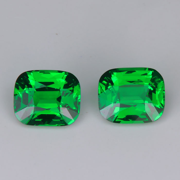 vivid green garnet pair