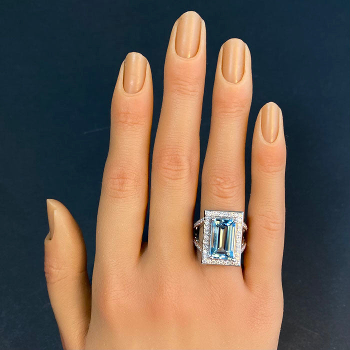white gold aquamarine ring