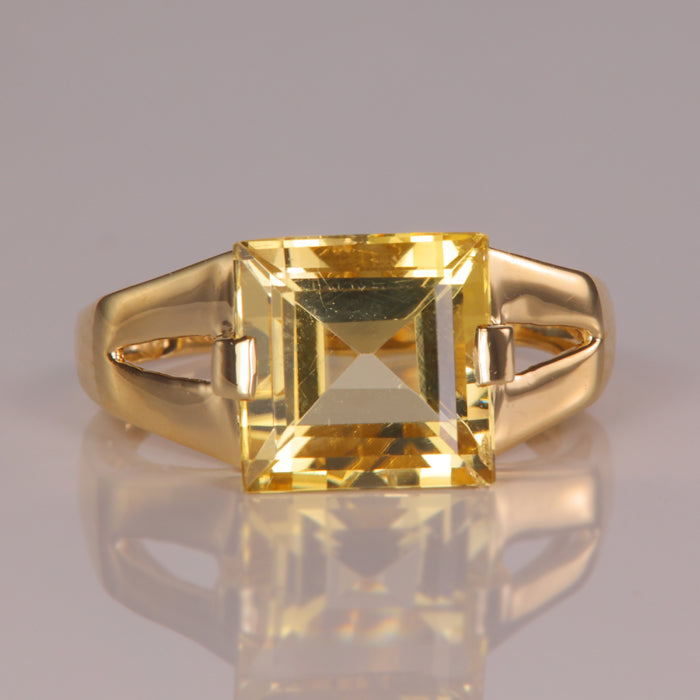 yellow gold step cut yellow citrine gemstone ring