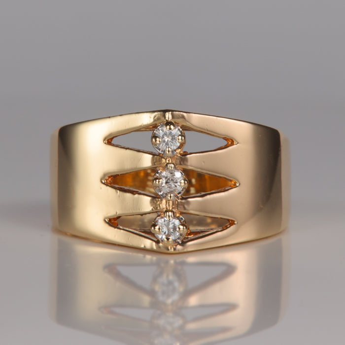 yellow gold pointed dome diamond ring
