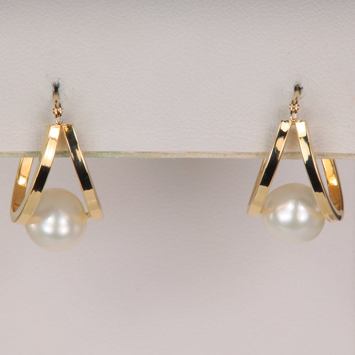 freshwater pearl and yellow gold earrings