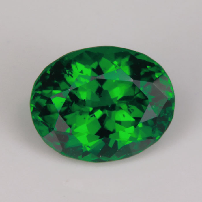 Oval chrome tourmaline