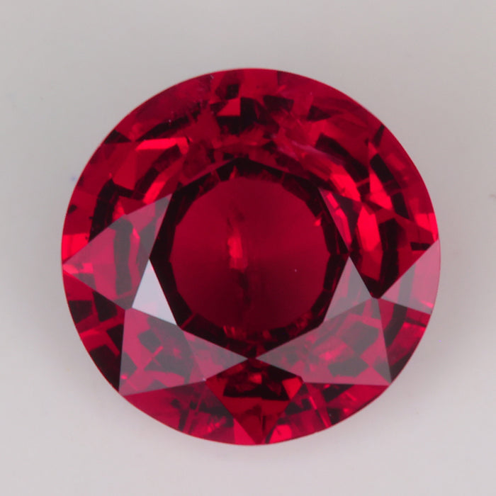 red color natural spinel gemstone round brilliant cut