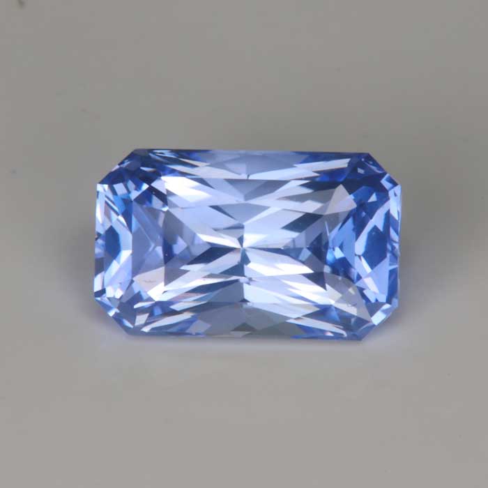 light blue ceylon sapphire gemstone