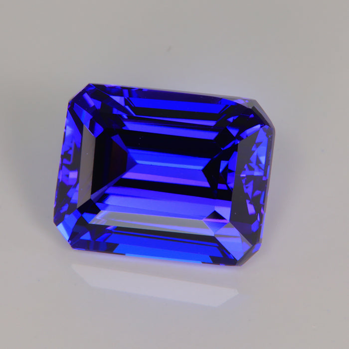 Big Tanzanite Emerald Cut Best Color Fine Cutting Tanzania