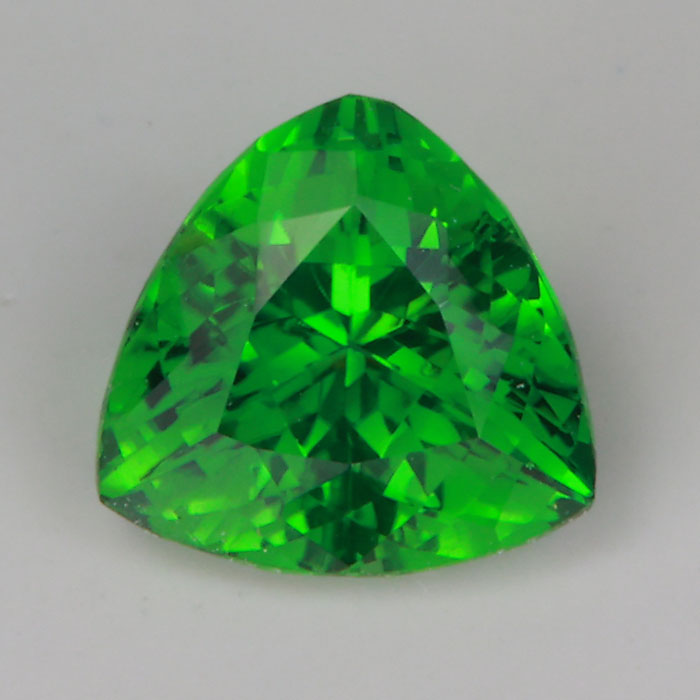 vivid green chrome tourmaline gemstone