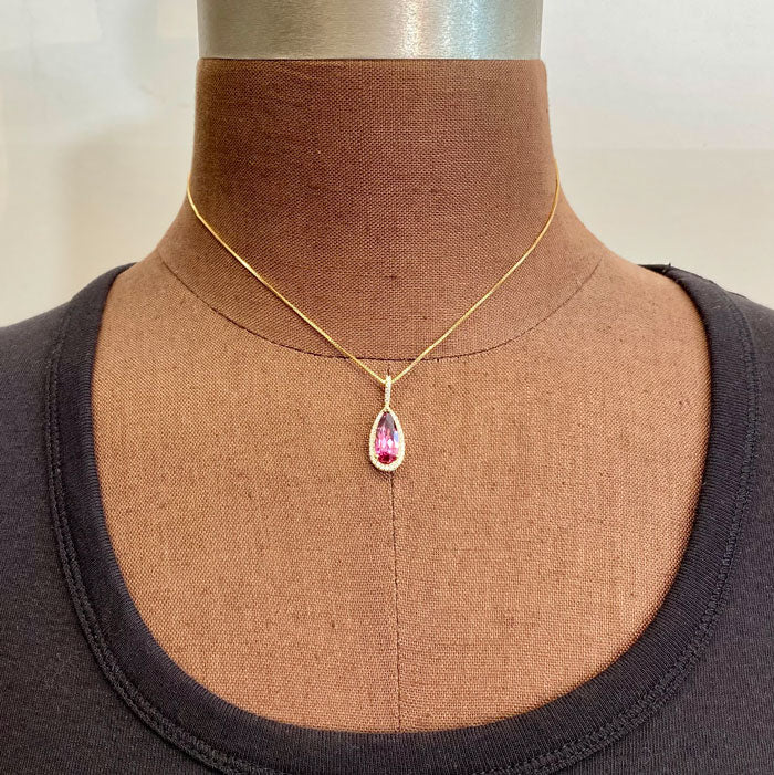 spinel pendant with diamonds
