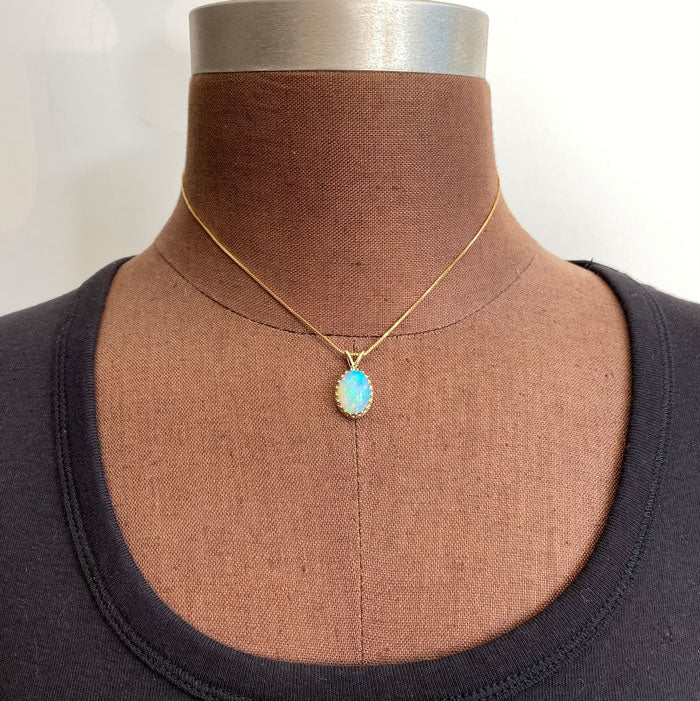 oval cabochon opal pendant