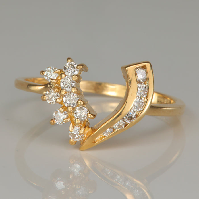 estate yellow gold V diamond ring