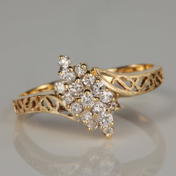 estate ring yellow gold diamond cluster