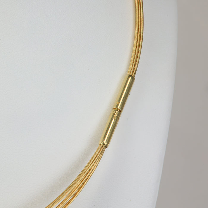 clasp of multi strand wire necklace