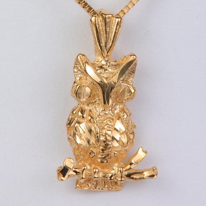 Estate yellow gold owl pendant