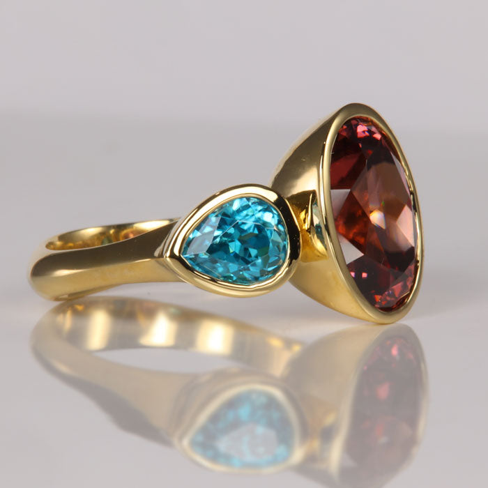 zircon gemstone ring yellow gold