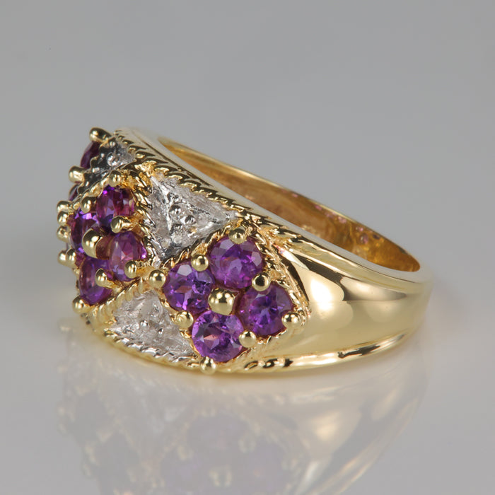 estate ring in yellow gold with amethyst and diamond