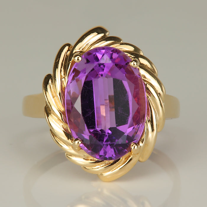 yellow gold amethyst gemstone ring