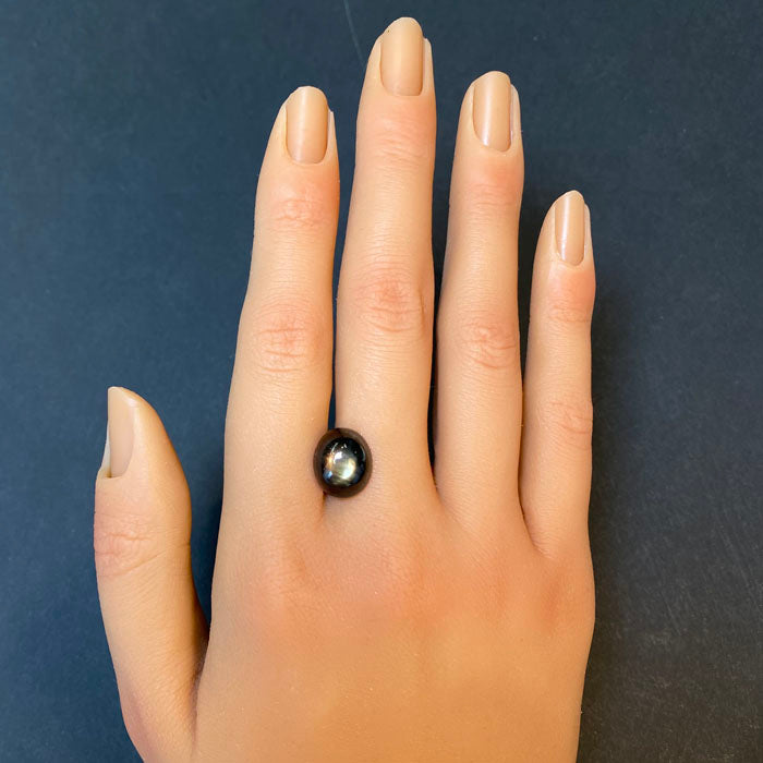 star sapphire gem black