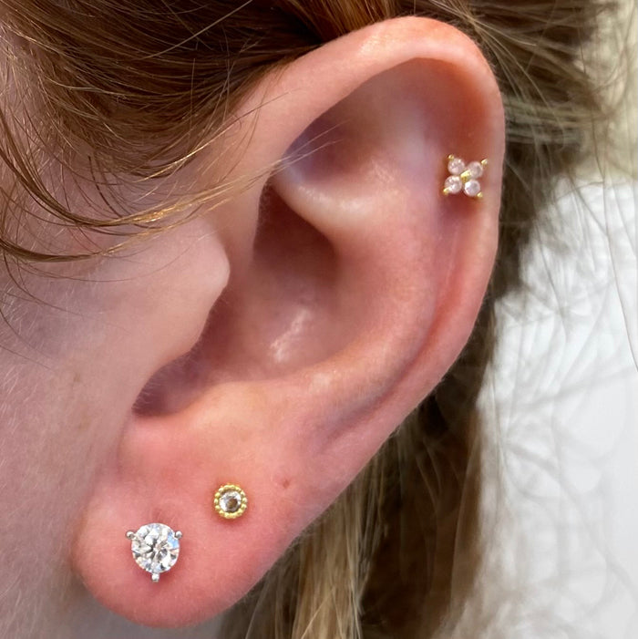 half carat diamond stud earrings