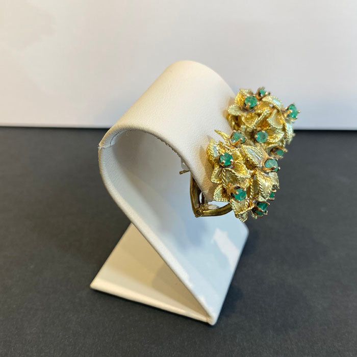 18k yellow gold emerald pierced earrings