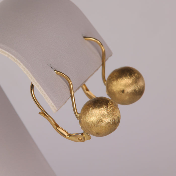 estate earrings in yellow gold with textured ball drop
