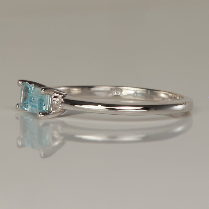 aquamarine estate ring in white gold east west setting