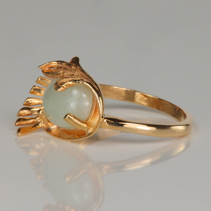 yellow gold jade vintage ring