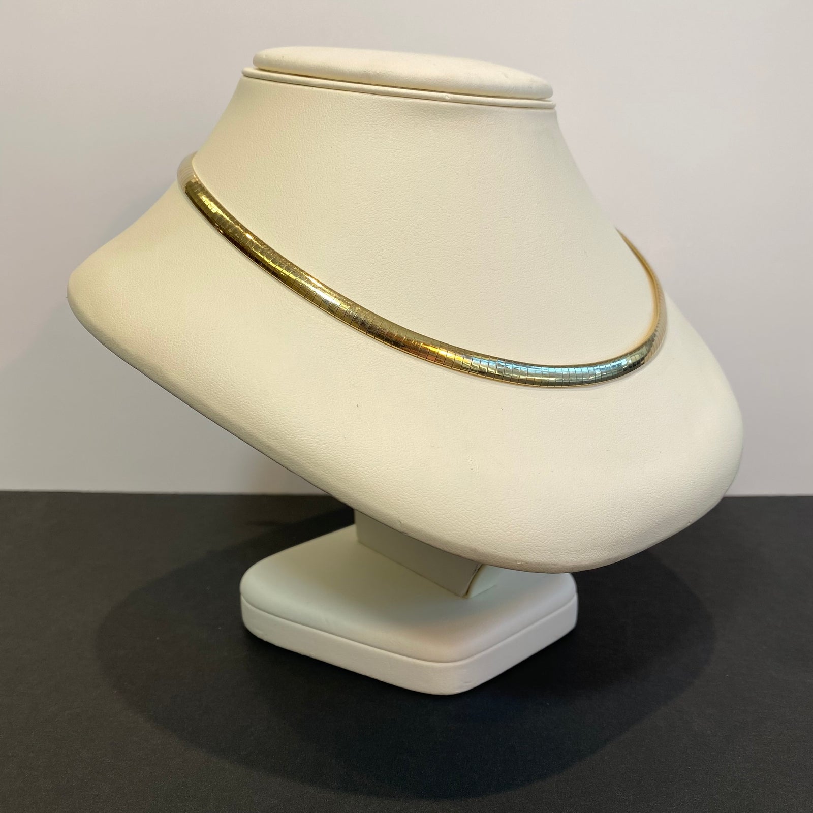 16" omega necklace yellow gold