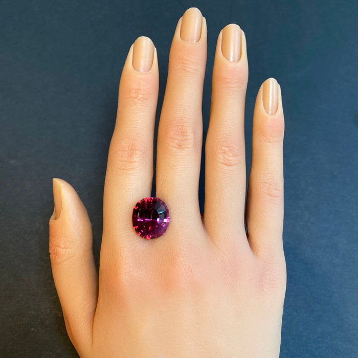 oval pinkish violet garnet
