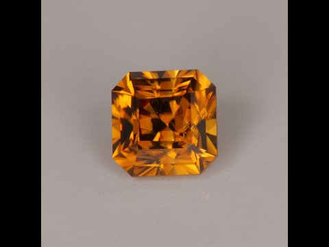 Square Barion Zircon 2.05 Carats