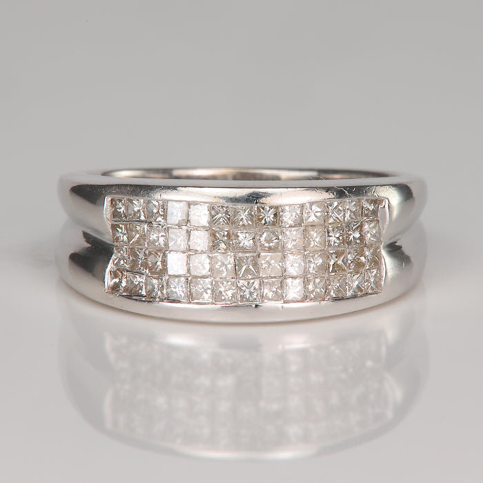 white gold and princess cut diamond ring
