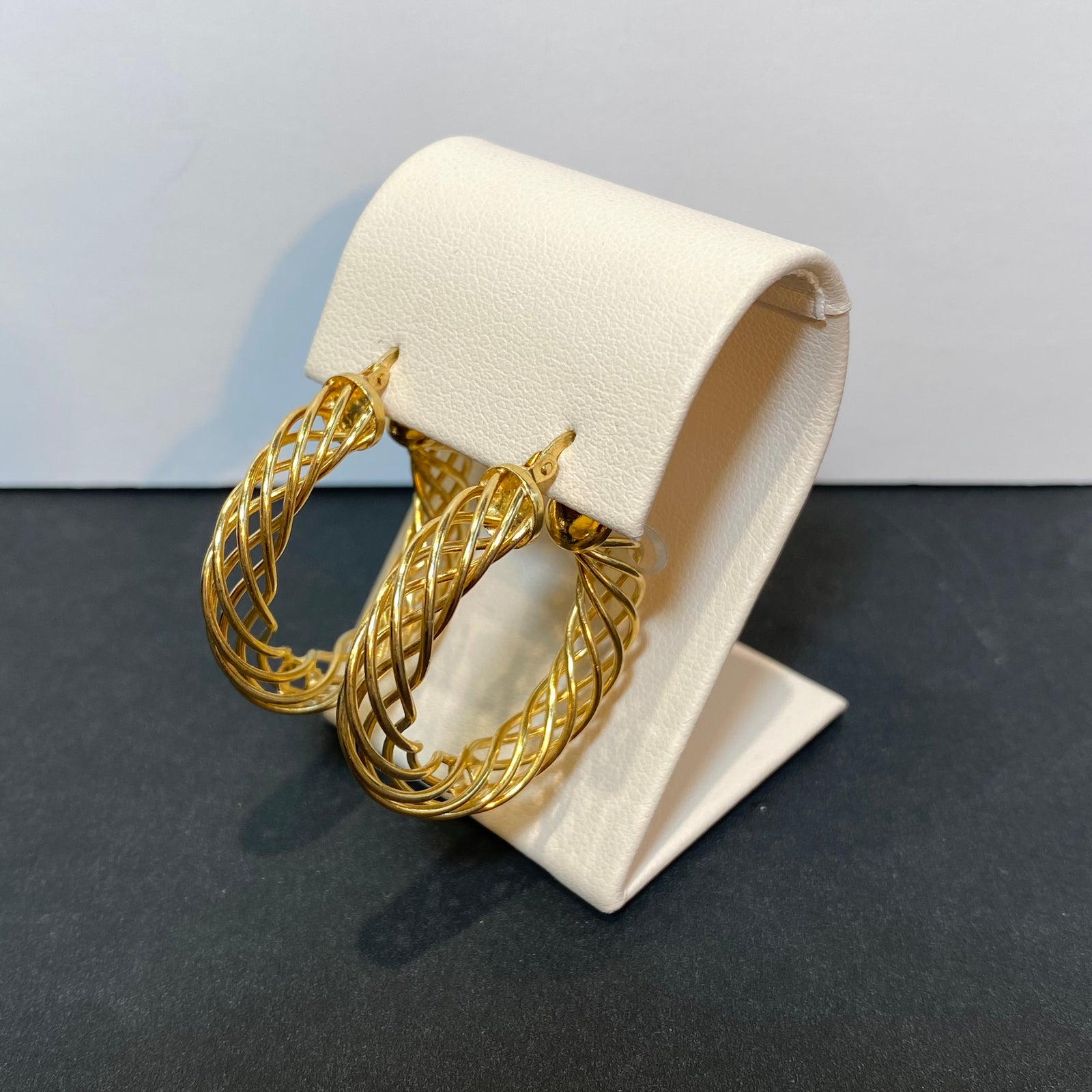 yellow gold spiral hoop earrings