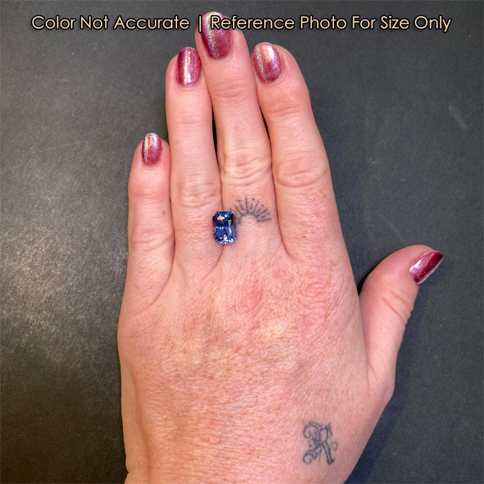 emerald spinel on hand size reference