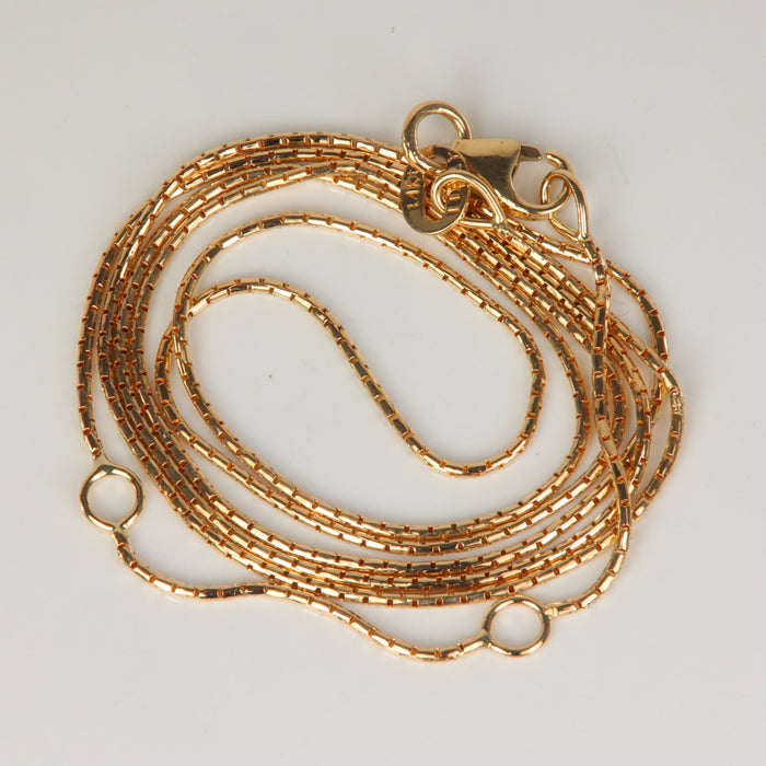 estate yellow gold rounded style box chain
