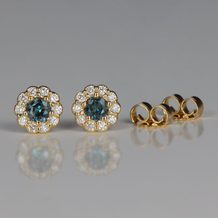 yellow gold stud earrings with alexandrite gemstone and diamonds
