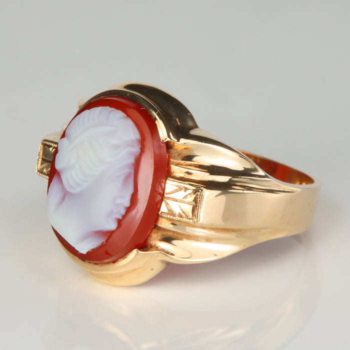 yellow gold and shell ring with cameo