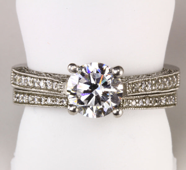 Ladies' Diamond Round Brilliant Diamond Engagement Set