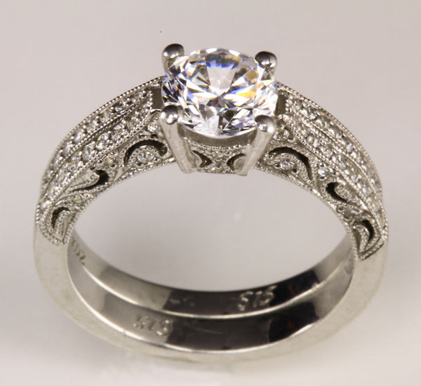 Ladies' Diamond Round Brilliant Diamond Engagement Set