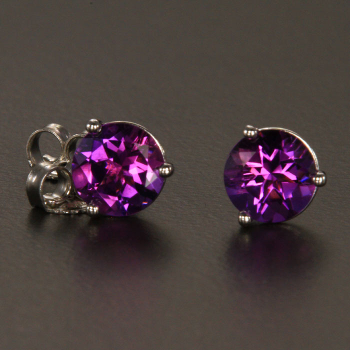14K White Gold Purple Round Amethyst Stud Earrings 1.47 Carats