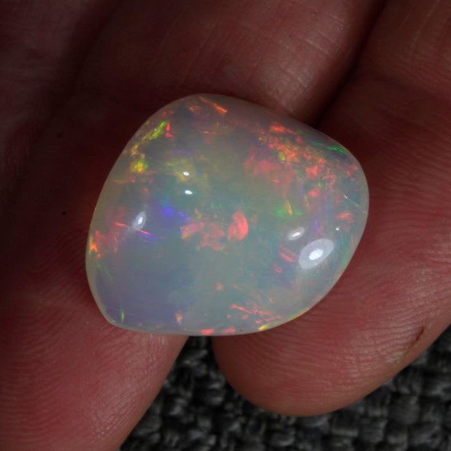 Rainbow Colors Cabochon Welo Opal