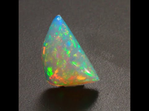Welo Opal Gemstone 7.09 Carats