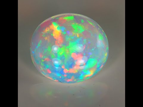Oval Cabochon Welo Opal Gemstone 18.44cts