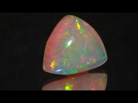 Trilliant Welo Ethiopian Opal Gemstone 18.50 Carats