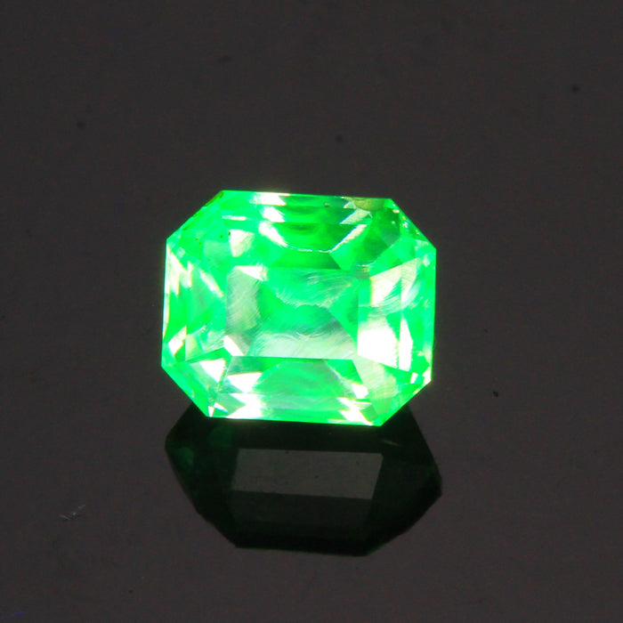 Sale🤗Green Emerald Cut Hyalite Opal Gemstone .77 Carats