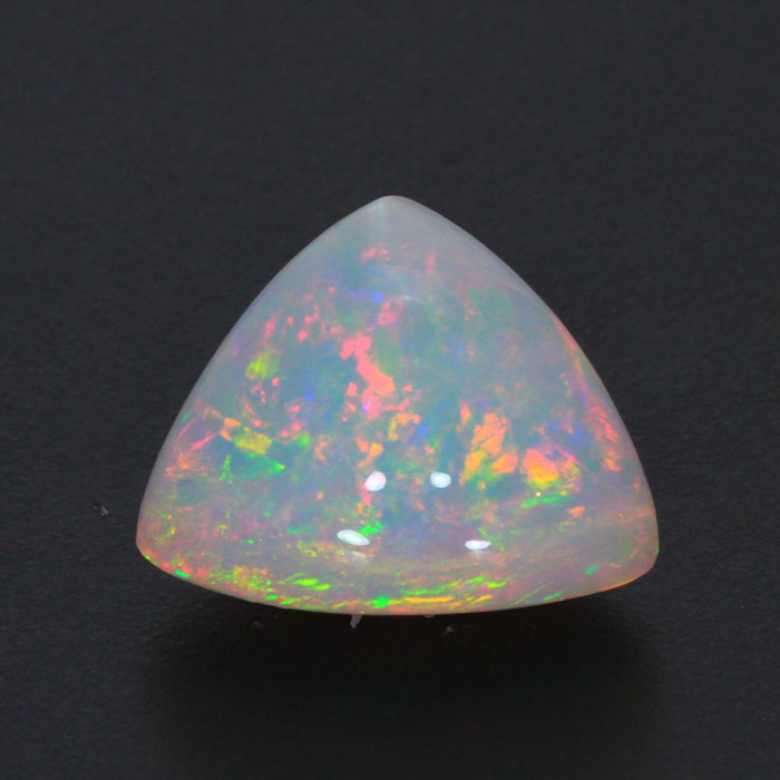 Primary Colors Trilliant Welo Opal Gemstone 20.60 Carats