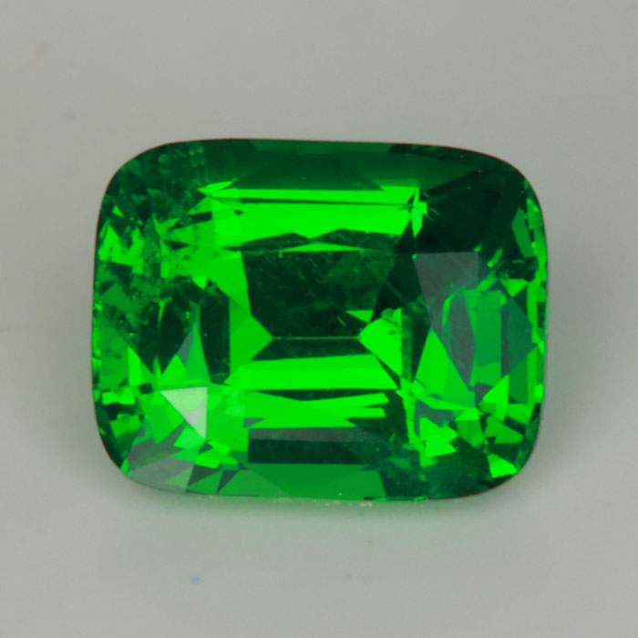 green color garnet gemstone 