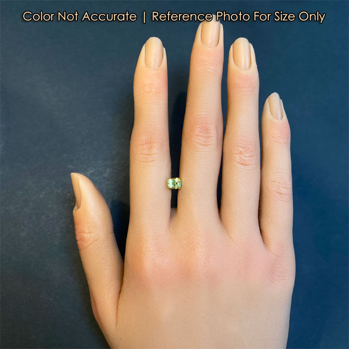 size of sapphire on hand 