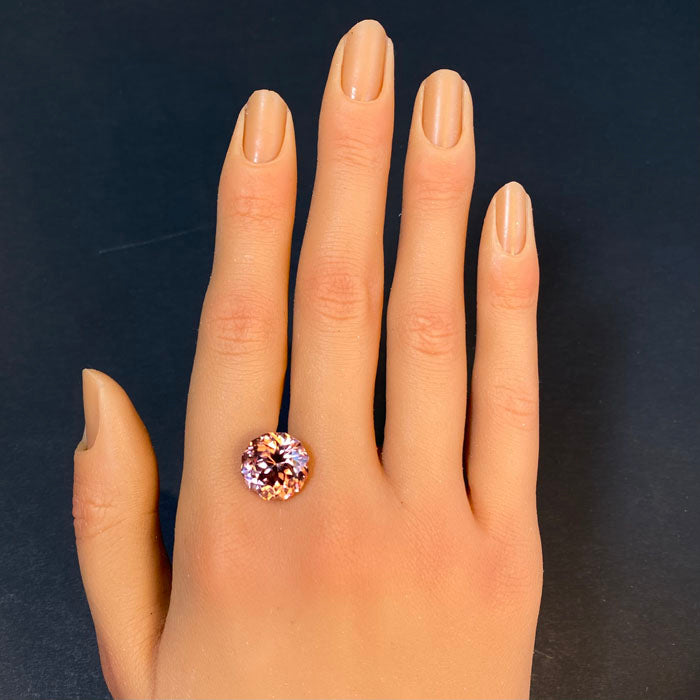 round portuguese imperial zircon