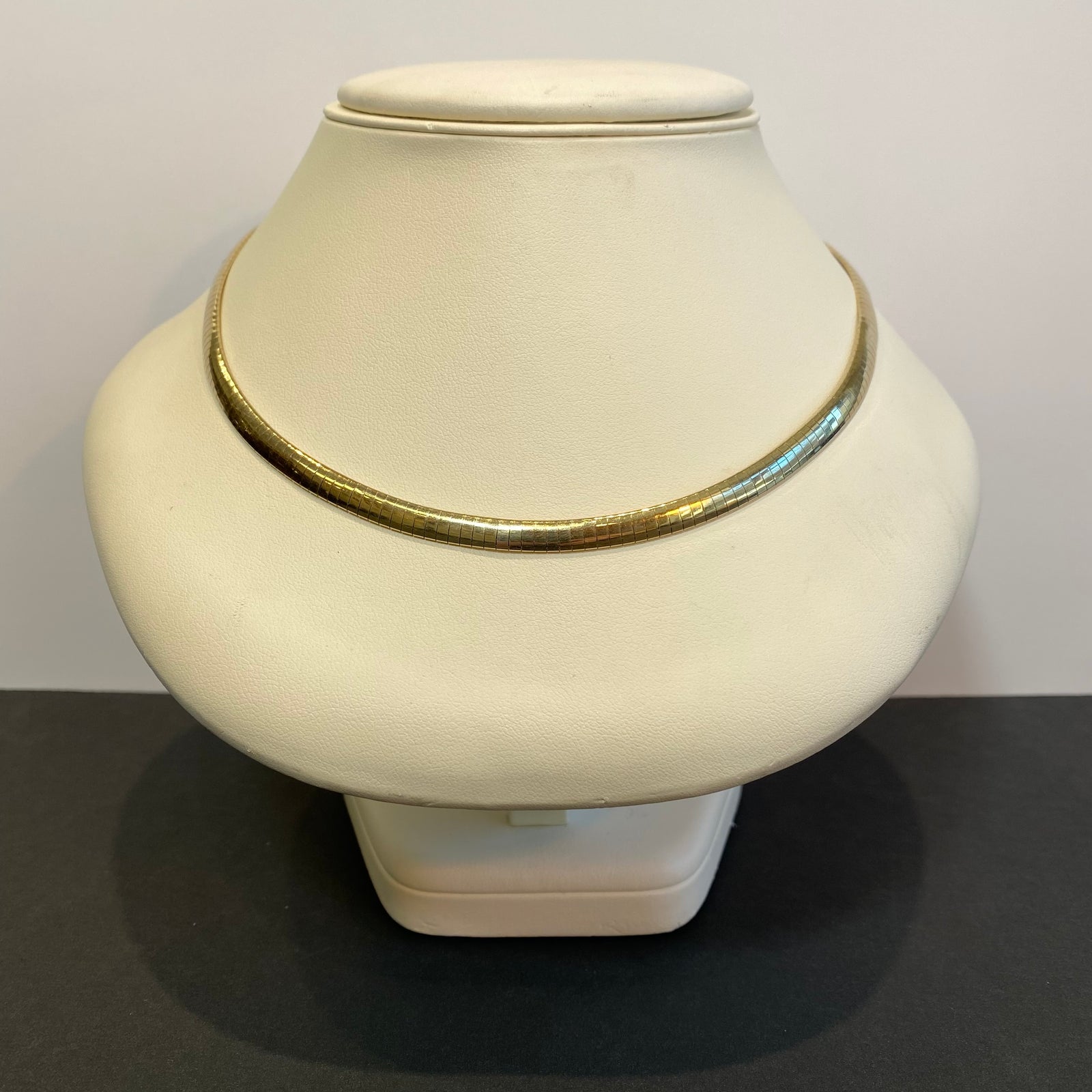 16" omega necklace yellow gold