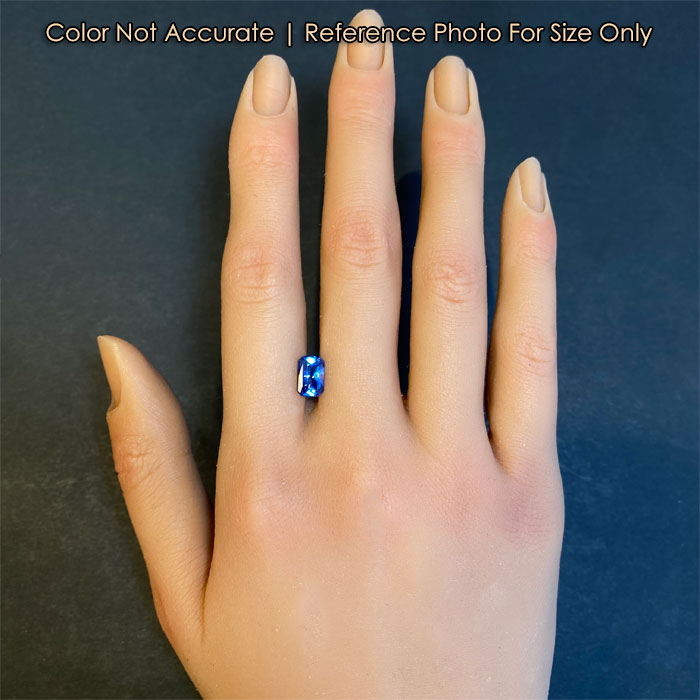 blue color sapphire gem size on hand