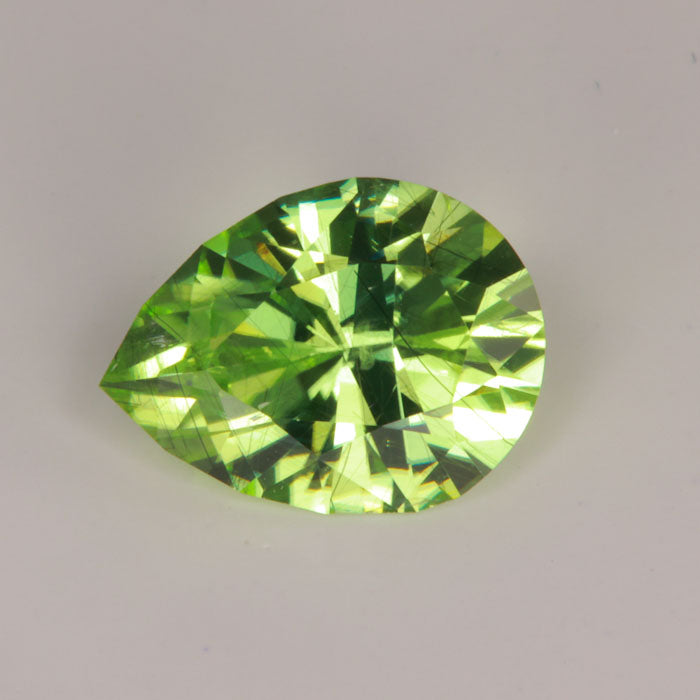 pear shape brilliant cut peridot mint green gem