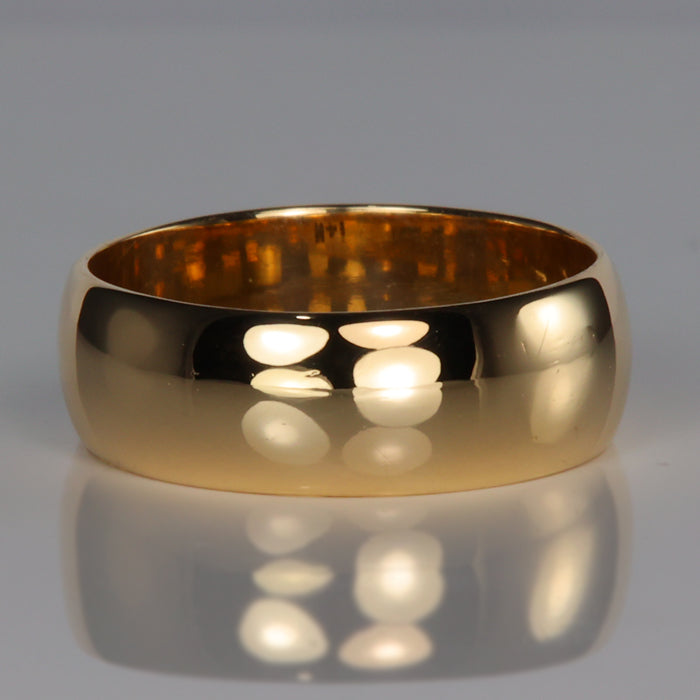 Estate yellow gold ring 